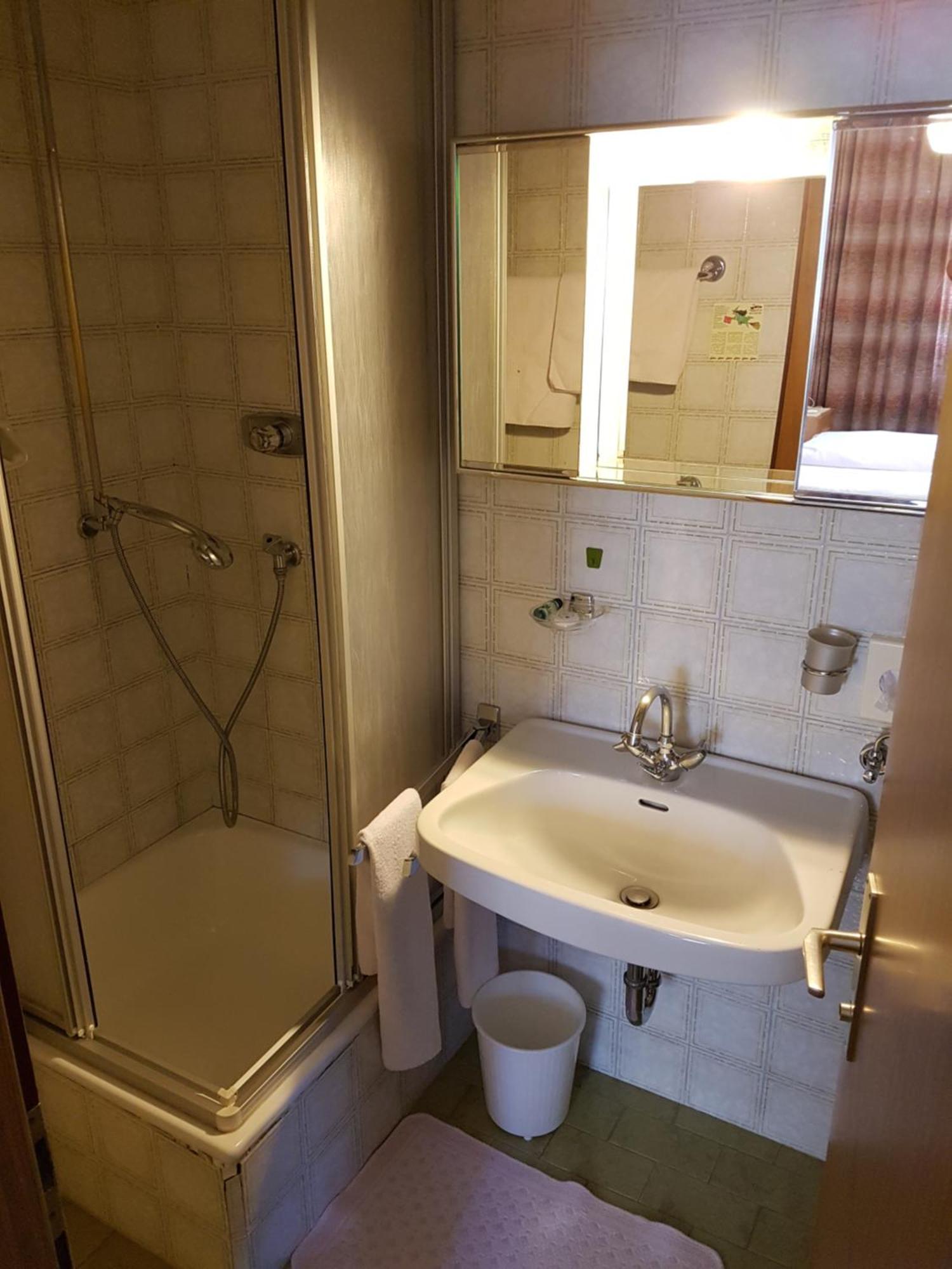 Hotel Garni Doris Castelrotto Oda fotoğraf